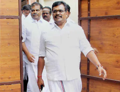 thanga tamil selvan